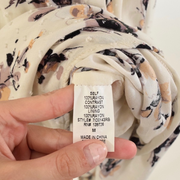 ❌SOLD❌FLASH SALE! Bundle 2 for $20 or 1 For $15 - Picture 7 of 7